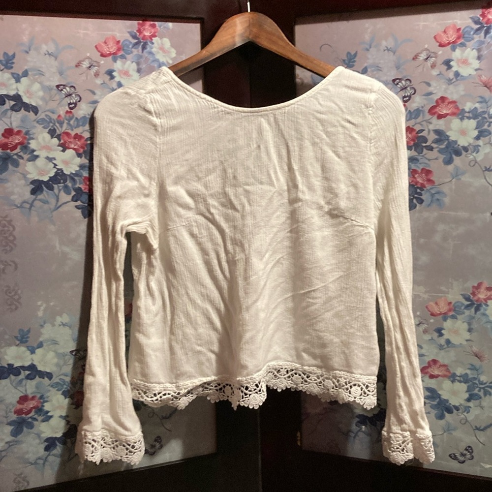White Woman Small Top From H&M Coachella Collection